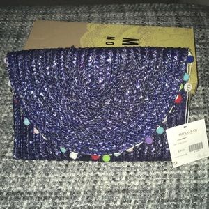 NWT shiraleah Chicago summer clutch.